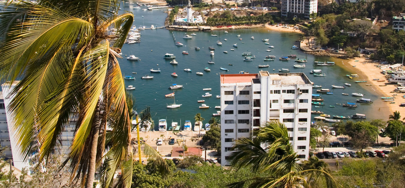 Image: Acapulco, Mexico (photo via Alysta/iStock/Getty Images Plus)