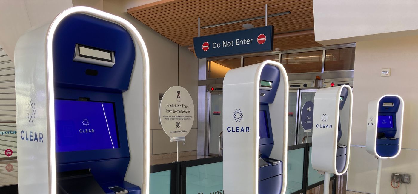 Image: CLEAR kiosks at San Jose International Airport, California. (Photo Credit: Adobe Stock/MichaelVi)