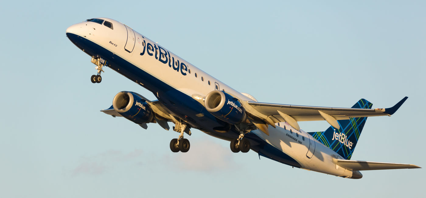 Image: JetBlue Embraer 190 aircraft. (Photo Credit: Carlos Yudica/Adobe Stock)