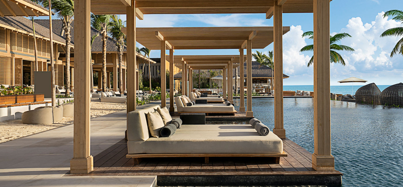 Image: The pool at the Sands  Beach Club. (photo via Banyan Tree Mayakoba)