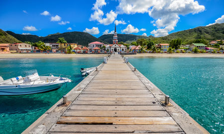 Anse d&#39;Arlet (photo via Damien VERRIER / iStock / Getty Images Plus)