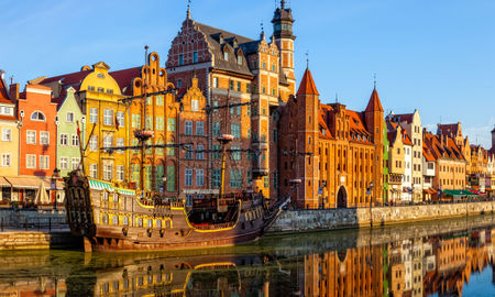 The riverside with the characteristic promenade of Gdansk, Poland. (Photo via nightman1965 / iStock / Getty Images Plus)