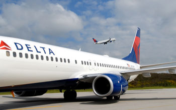 Delta Air Lines Boeing 737-800.